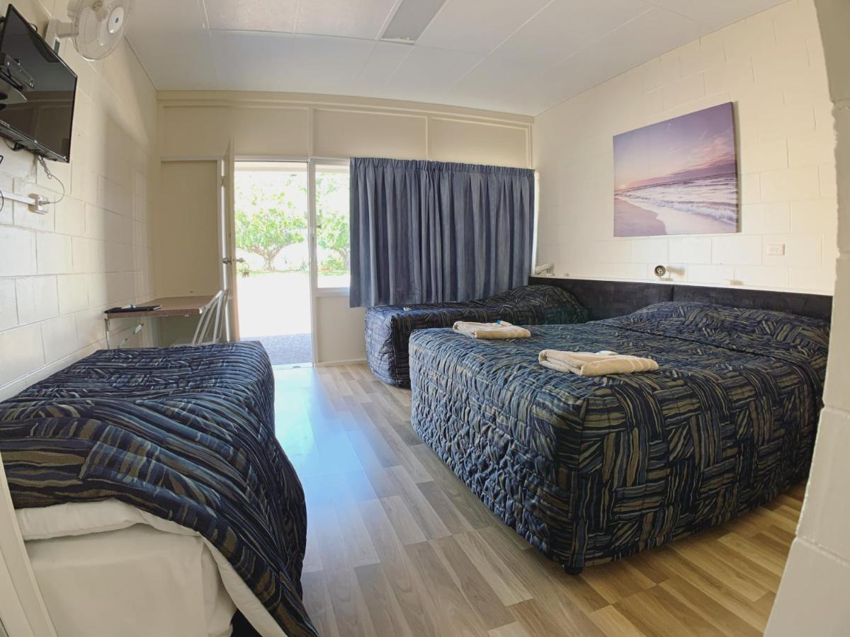 Tropical City Motor Inn Эр Экстерьер фото